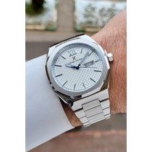 Daniel Klein Erkek Kol Saati Çelik Malzeme ile 3 ATM Suya Dayanıklı Gümüş Renkli Tasarım