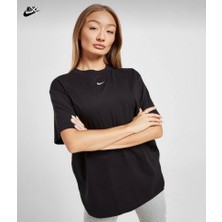 Nike Sportswear Essential Tee Boyfriend Siyah Kadın T-Shirt DN5697-010