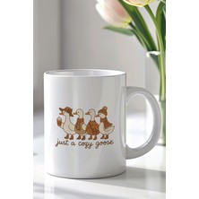 YasBey Design Sevimli Kaz Figürlü 330ML Baskılı Beyaz Seramik Kupa Bardak