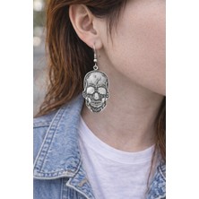 Herşey Nota Kuru Kafa Figürlü Gümüş Renk Unisex Sallantılı Küpe