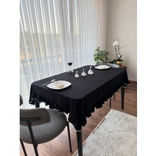 Ars Dt Masa Örtüsü Beyaz Biyeli Görünümlü Fırfırlı Siyah Renk Lüx Görünümlü Örtü