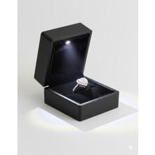 C&On Design LED Işıklı Premium Kutu & Lüks Çelik Yüzük Kombini (Paslanmaz & Kararmaz)