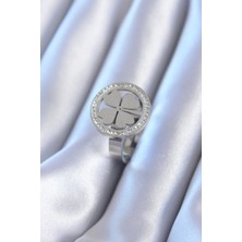 316L Çelik Gümüş Renk Zirkon Taşlı Yonca Model Kadın Yüzük