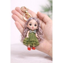 The Secret Desire Taşlı Kurdele Detaylı Kız Bebek Anahtarlık – Uzun Saçlı Mini Bebek Figürlü Çanta Süsü Anahtarlık