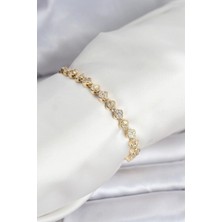 Nacario Bfs Pirinç Gold Renk Vip Seri Sıralı Yonca Model Zirkon Taşlı Kadın Bileklik