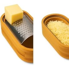 Ahşap Bambu Hazneli, Yatay Oval Metal Bombeli, Çok Amaçlı Ince Rende, 7 x 15,5 Cm, Peynir, Sarımsak, Sebze, Çikolata, Dayanıklı, Pratik Temizlenebilir, Ergonomik Mutfak Rende