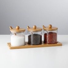 Bambu Standlı 3'lü Cam Baharatlık, Borasilikat, 3'lü Baharat Seti - Şık ve Fonksiyonel Bambu Standlı Mutfakta Düzeni ve Lezzeti Bir Arada Yaşayın!