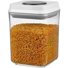 Basmalı Kare Erzak Saklama Kabı (0,90 Lt.) ÖLÇÜLER:106X106X145MM