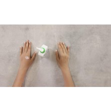 Cerave Kuru ve Normal Ciltler İçin Nemlendiren Temizleyici Hyaluronik Asit ile Cilt Bariyerini Korur