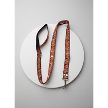 Balkonda Köpek Gezdirme Kayışı Tasması 2,5 cm Genişlik Desenli Kolon Kordon Kaplan Desen