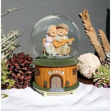 Hediye Sandalı Yaşlı Çift Temalı Müzikli Işıklı Otomatik Püskürtmeli Büyük Boy Kar Küresi - Sevgiliye Hediye