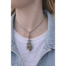 Herşey Nota Dark Heart Blade – Kafatası & Kalp Figürlü Eskitme Gümüş Renk Unisex Kolye