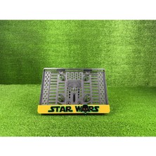 Pi Dekorasyon Star Wars Sarı 3D Kabrtmalı Pleksi Motor Plakalığı