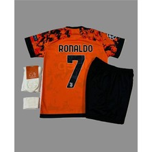 Cristiano Ronaldo 2020-21 Sezonu Juventus Deplasman Çocuk Forması 4'lü Set