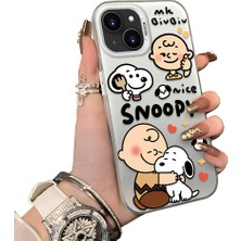 Ucuc iPhone 15 Plus/14 Plus Uyumlu Sert Akrilik Arka Silikon Kenar Lens Koruma Kılıf Snoopy Deseni
