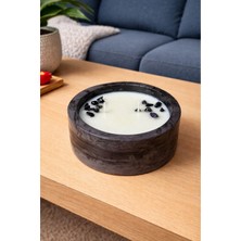 Akanart Sedef Taşlı Amber Kokulu Aromaterapi Soya Mum – Beton Kase (El Yapımı)