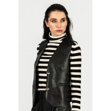 By Özlem Yazan Modern Siluet Deri Görünümlü Yelek