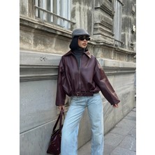 Meecy Kadın Oversize Bomber Deri Ceket Bordo Renkli Rahat Kalıp ve Fermuarlı Yaka Özelliği