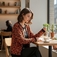 Eren Style Uzun Kollu Leopar Desenli Kaliteli Yünlü Hırka