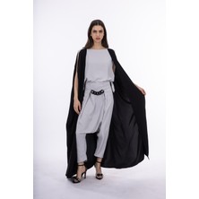 By Özlem Yazan Asimetrik Pelerinli Kadın Bluz