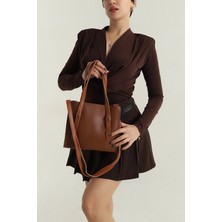 Clodi Kadın Taba Minimalist El ve Omuz Çantası - Geniş İç Hacimli Günlük Kol Çantası - Şık Sade Tasarım