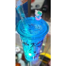 Ada Çanta Kırtasiye Hello Kitty Figürlü Işıklı Model Kapaklı Pipetli Plastik Bardak 470ML AD252501