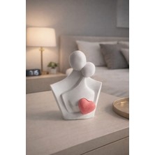 Sarılan Çift Romantik Ev Dekorasyonu 3D Minimal Obje Figür 9cm x 10CM