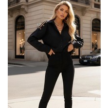 Omuz Acık Çakımlı Gömlek