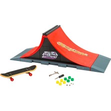 Finger Skateboard Ramp Ultimateramp 27X10X9CM Eğlenceli Tasarımlı Çok Oyunculu Oyun