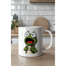 YasBey Design Şaşkın Sempatik Kurbağa Figürlü 330ML Baskılı Beyaz Seramik  Kupa Bardak