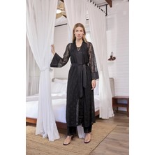 Lyyn Arias Closet Uzun Kollu Dantelli ve Kuşaklı Sabahlık