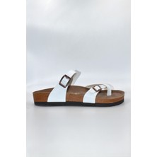 Shoemix Kadın Beyaz Bohem Tarz Parmak Geçme Ayarlanabilir Tokalı Mantar Görünümlü Taban Günlük Terlik