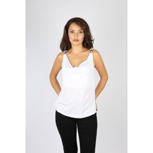 Ysatiss Kadın Normal Kalıp Kayık Yaka Metalik Deniz Kabuğu Aksesuarlı Beyaz Bluz 2525.5000128-BEYAZ