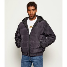 Versace Erkek Kapitone Desenli Normal Kalıp Kapüşonlu Kaz Tüyü Dolgulu Siyah Mont 79GAUD17CQ22D-899