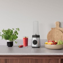 Electrolux Yüksek Performanslı Çok Fonksiyonlu Smoothie Blender ile Sağlıklı Beslenme