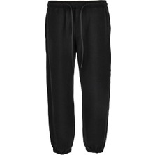 Versace Erkek Normal Kalıp Yanları Şerit Çizgili Beli ve Paçası Lastikli Siyah Pantolon 79GAAC02CF02C-899