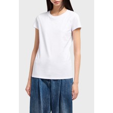 Armani Exchange Kadın Slim Fit Göğüste Dokulu Logo Desenli Pamuklu Kısa Kollu Beyaz T-Shirt XW000530 AF10359-U0002