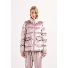 EA7 Kadın Parlak Görünümlü Dik Yaka Cep Detaylı Pembe Ceket 6DTB06 TNGBZ-1341