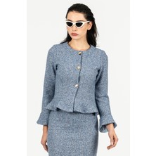 By Özlem Yazan Volan Detaylı Düğmeli Örme Kısa Ceket