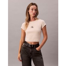 Calvin Klein Kadın Yuvarlak Yaka Kısa Kollu Kısa Bej T-Shirt LV047AB802-5FZ