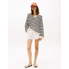 Tommy Hilfiger Kadın Yüksek Bel Kısa Boy Cep Detay Denim Kumaş Beyaz Şort WW0WW46504-YBR