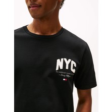 Tommy Hilfiger Erkek Kısa Kol Bisiklet Yaka Nyc Yazı Desen Siyah T-Shirt MW0MW40427-BDS