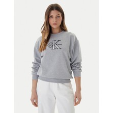 Calvin Klein Kadın Normal Kalıp Pamuklu Logo Işlemeli Uzun Kollu Gri Sweatshirt LV047E825G-P79