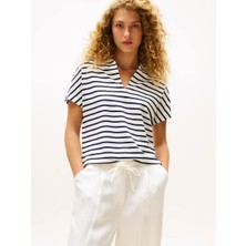 Tommy Hilfiger Kadın V Yaka Kısa Kol Düz Dokuma Kumaş Beyaz1 Polo Yaka T-Shirt WW0WW46512-03L