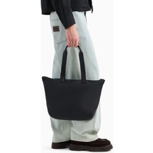 Emporio Armani Erkek Metalik Kartal Logolu Geniş Iç Hacimli Ekstra Keseli Siyah Omuz Çantası EM001797 AF13454-UC001