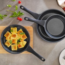 PremiumPort Stark Döküm Tava Seti 3 Parça, Dayanıklı ve Şık Mutfak Gereçleri