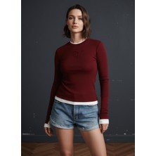 Charis Parmak Geçmeli Bluz