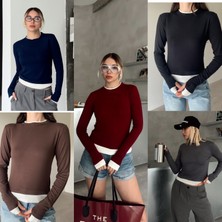 Charis Parmak Geçmeli Bluz