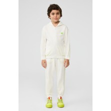 NBT BSC Bg Store Erkek Çocuk Beyaz Eşofman Üstü