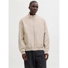 Jack & Jones Moonbeam Erkek Jjecharge Stand Collar Bomber Noos Model Kodu: ( 12288895MOONBEAM)